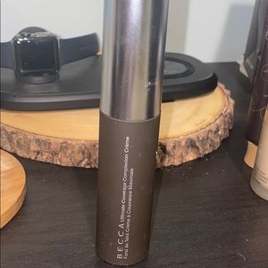 Becca ultimate coverage foundation